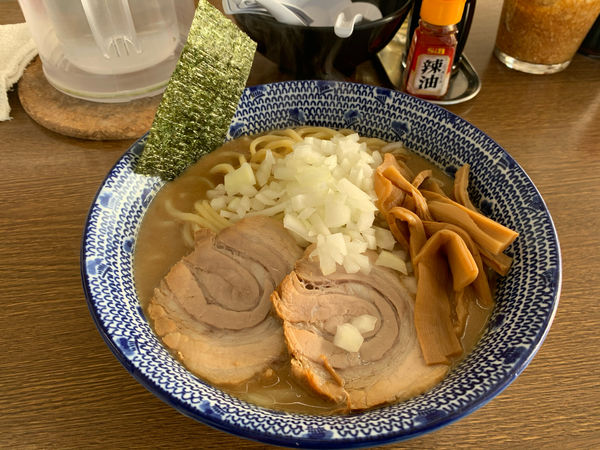 「濃厚ラーメン中」@らーめん 旭郎山の写真