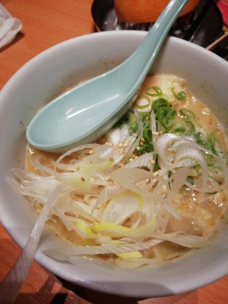 「濃厚！煮干し鶏白湯ラーメン」@魚民 高崎西口駅前店の写真