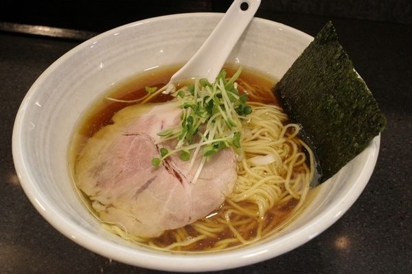 「醤油らーめん」@石山商店の写真