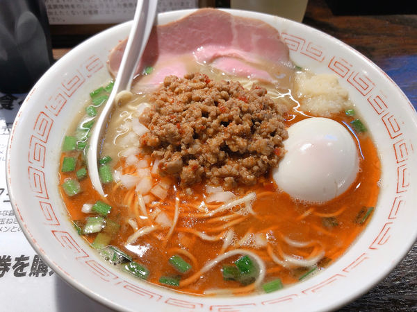 「味玉　ニボ台湾ラーメン」@らぁめん小池の写真