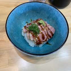 鴨ロースどんぶり