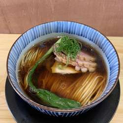 中華蕎麦　750円