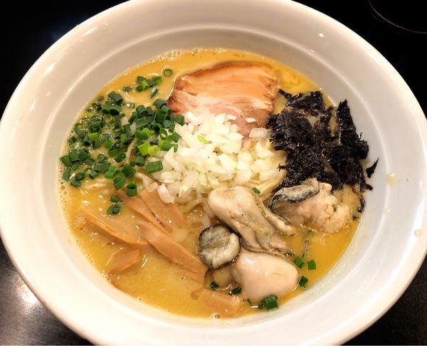 「【限定】牡蠣塩らーめん」@麺家 うえだの写真
