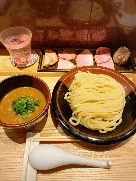 「つけ麺並盛TP全部乗せ」@中華蕎麦 とみ田の写真