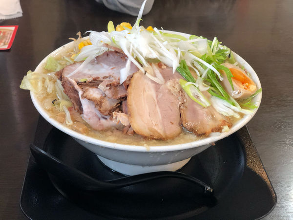 「コクたん麺大1,100円」@手打ち麺処 暁天の写真