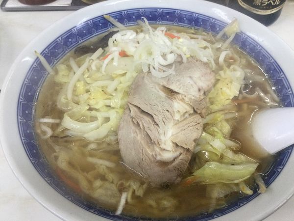 「サッポロ黒ラベル中瓶+餃子→野菜そば(¥650)etc」@鶴の恩がえしの写真