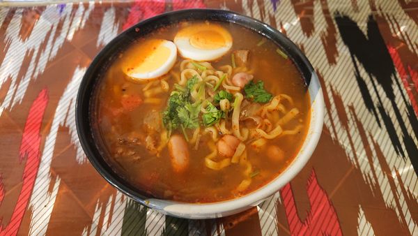 「ウイグルラーメン　５８０円＋消費税」@ROSEジャンケン ケバブ 新松戸本店の写真