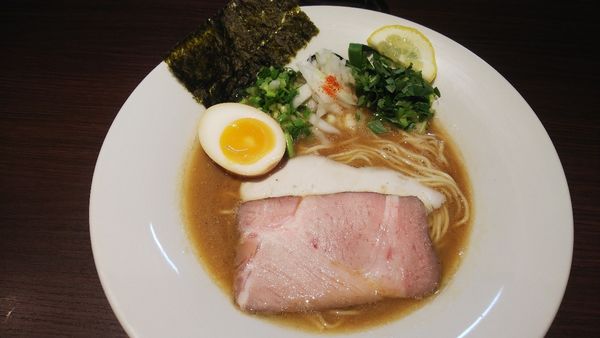 「鯛白湯」@らーめん 鞍の写真