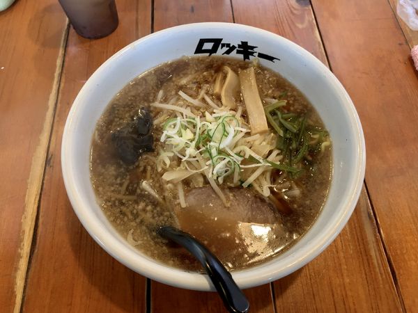 「醤油ラーメン」@ロッキー 大網店の写真