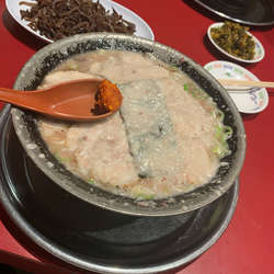 ラーメン(チャーシューとキクラゲ)ライス