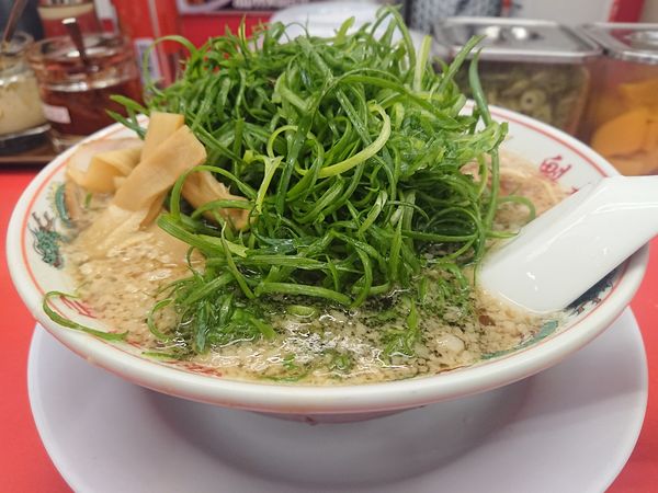 「特製醤油九条ねぎラーメン」@ラーメン 魁力屋 川崎新城店の写真