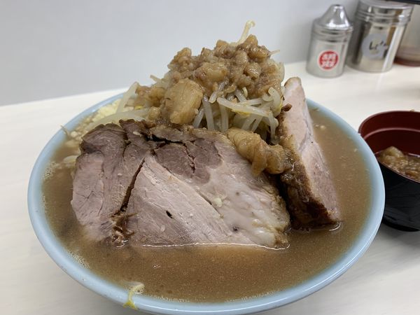 「ラーメン　豚増し」@俺の生きる道 柏店の写真