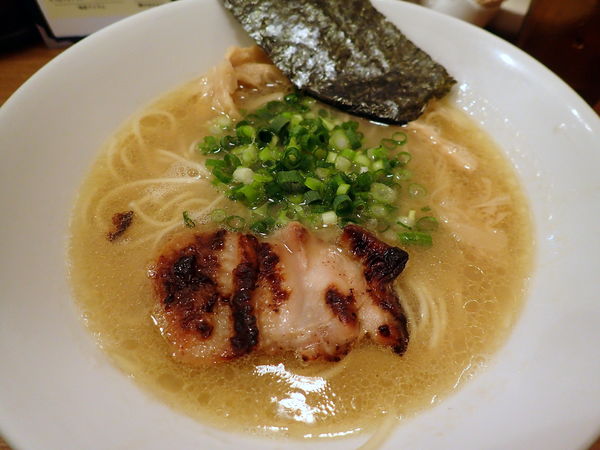 「ラーメン・とろり」@鶏ポタラーメン THANK お茶の水の写真