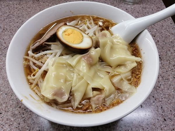 「ワンタン麺 　850円」@中華麺店 喜楽の写真