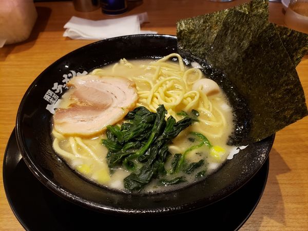 「塩ラーメン(バリカタ、脂少」@町田商店 佐野店の写真