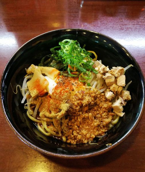 「辛・汁なし担々麺 910円」@ラーメンむねちゃん 羽島本店の写真