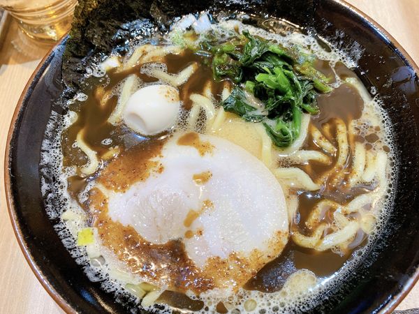 「黒家系ラーメン」@横浜家系ラーメン 壱角家 駒込店の写真