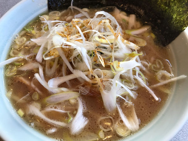 「横浜家系ラーメン　藤崎家（シャキネギ、ニンニク）」@らあめん花月嵐 ひたちなか高場店の写真