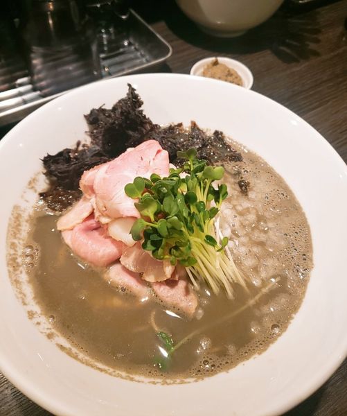 「トメイチ流煮干そば」@中華そば 十目一八食堂の写真