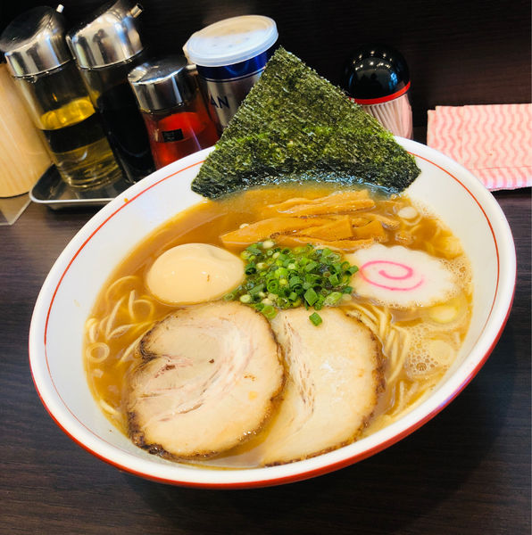 「夜鳴きらぁ麺」@麺と餃子の工房 麺屋食堂の写真