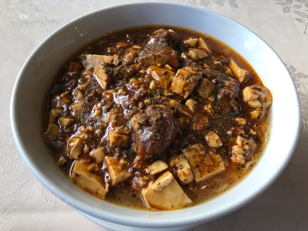 「宮城野ポーク唐揚げ入り麻婆湯麺　1550円」@中国飯店 龍天江の写真