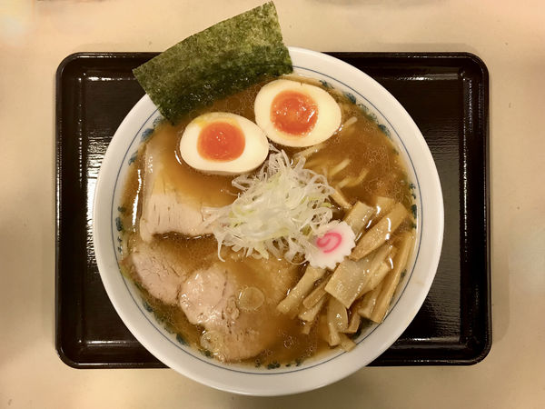 「サッポロ生ビール黒ラベル 小瓶 → 特製中華そば」@立川大勝軒の写真