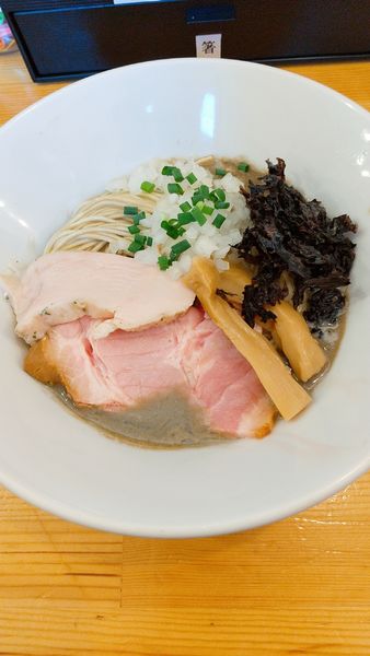 「濃厚煮干らーめん」@煮干らーめん 川むらの写真