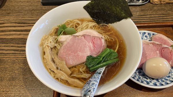 「特製Ra-men 濃口醤油」@メンドコロ Kinariの写真