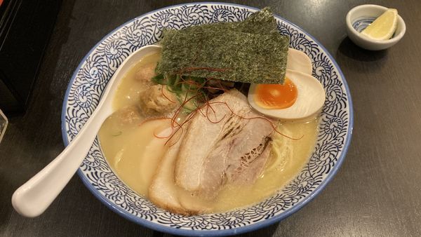 「特製濃厚鶏白湯そば」@濃厚鶏そば 晴壱の写真