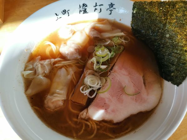 「わんたんそば」@支那そば 燈灯亭の写真