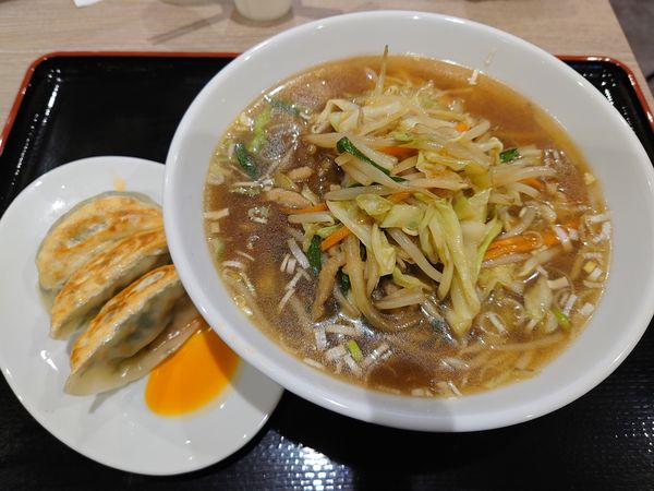 「サンマーメン＋餃子セット（税込913円）」@創造中華 華星 カインズ朝霞店の写真