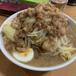 ラーメン　200g 全マシ＋生姜