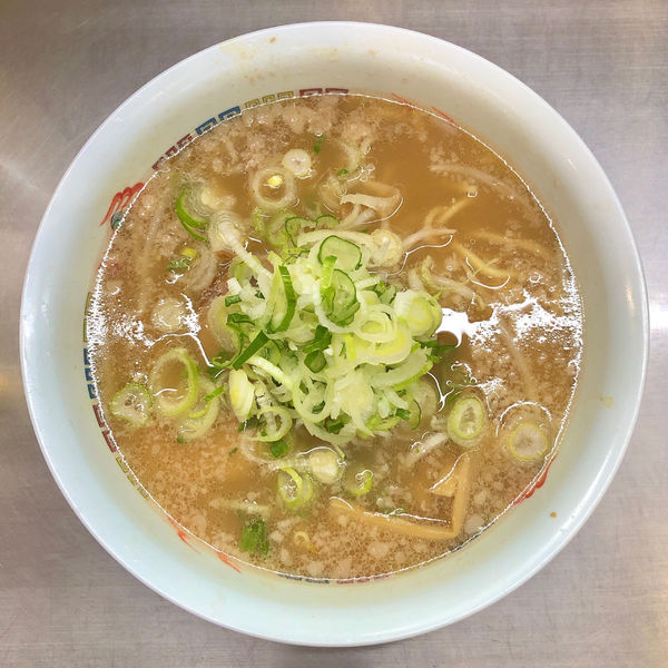 「ラーメン800円(油少なめ)﻿」@ホープ軒 千駄ヶ谷本店の写真