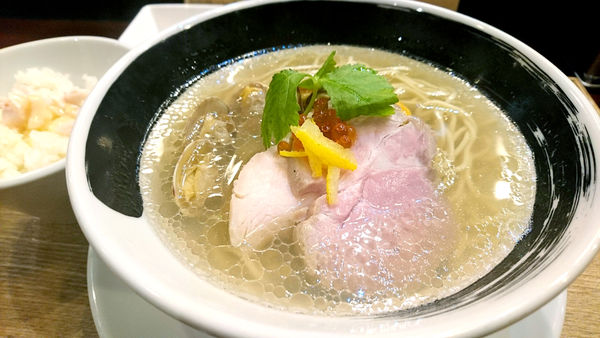 「【夜】浅利とムール貝の汐そば+ガリバタ飯」@麺処しろくろの写真