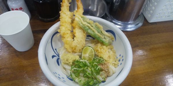「えび天アスパラ天すだちうどん」@TOKYO LIGHT BLUE HONGO-3の写真