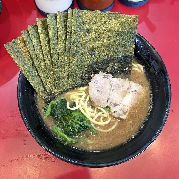 「らーめん 並 600円＋海苔50円」@横浜らーめん 龍馬の写真