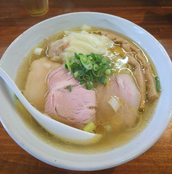 「特選塩らーめん大盛」@塩らーめん 千茶屋の写真