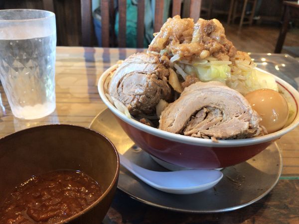 「中盛りラーメン＋味噌＋味玉」@麺屋 櫻弐の写真