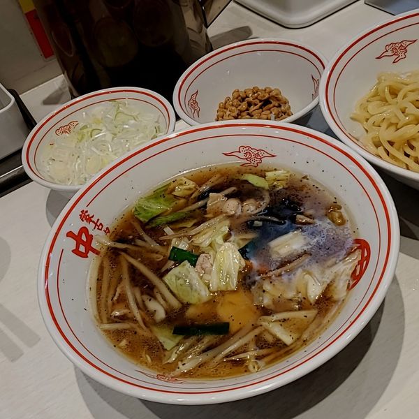 「冷やし醤油タンメン＋納豆＋ネギ」@蒙古タンメン中本 秋津店の写真