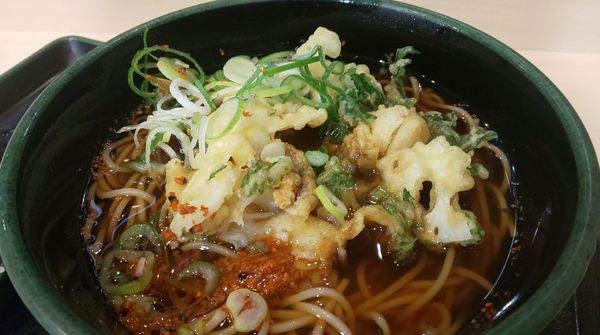 「帆立と春菊のかきあげそば」@ゆで太郎 錦町店の写真