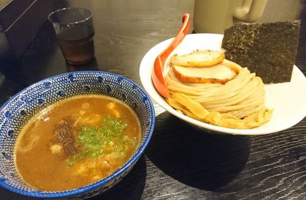 「豚骨魚介つけ麺中盛」@麺屋 食べいろの写真