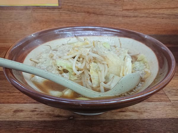 「みそラーメン＋にんにく＋背油」@ラーメン 東横 笹口店の写真