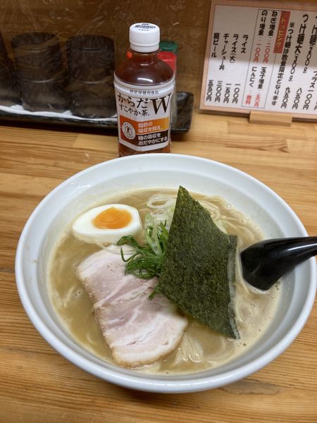 「らーめん大盛（９００円）」@いっぽしの写真