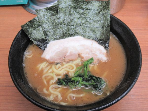 「ラーメン（650円）」@横浜らーめん 若武者の写真