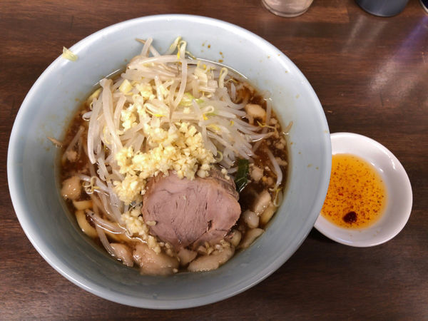 「小の小ラーメン 麺半分ヤサイ少な目ニンニクちょっとラー油 6」@らーめん玄の写真