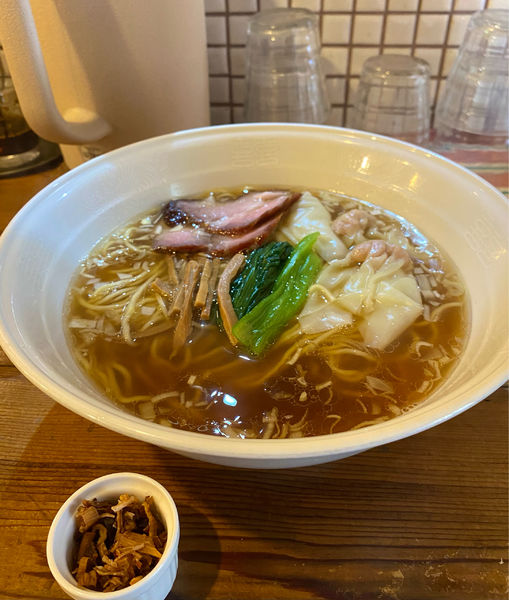 「ワンタン麺 (3個)・醤油¥900」@らーめん穀雨の写真