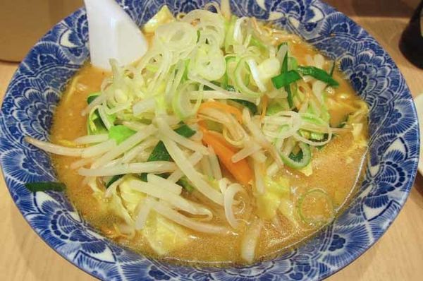 「味噌らーめん　650円」@肉厚わんたん麺と手作り焼売 ら麺亭 浅草支店の写真