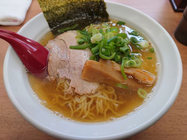 「煮干し中華そば（白）680円」@中華そば 大和の写真