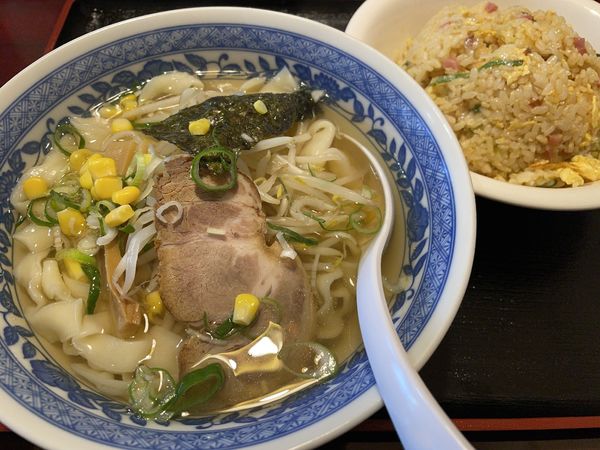「刀削麺セット（塩刀削麺・炒飯）」@台湾料理 福府の写真