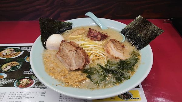 「ネギ特チャーシューメン、味玉」@ラーメンショップ幸手 金田亭の写真